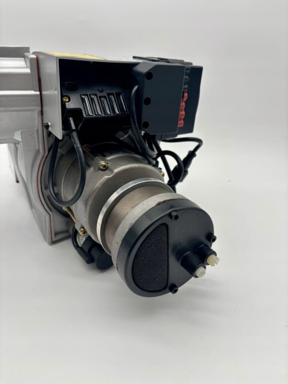 FLAMITRON model F80C 40-80KW Palnik multiolejowy na olej przepracowany